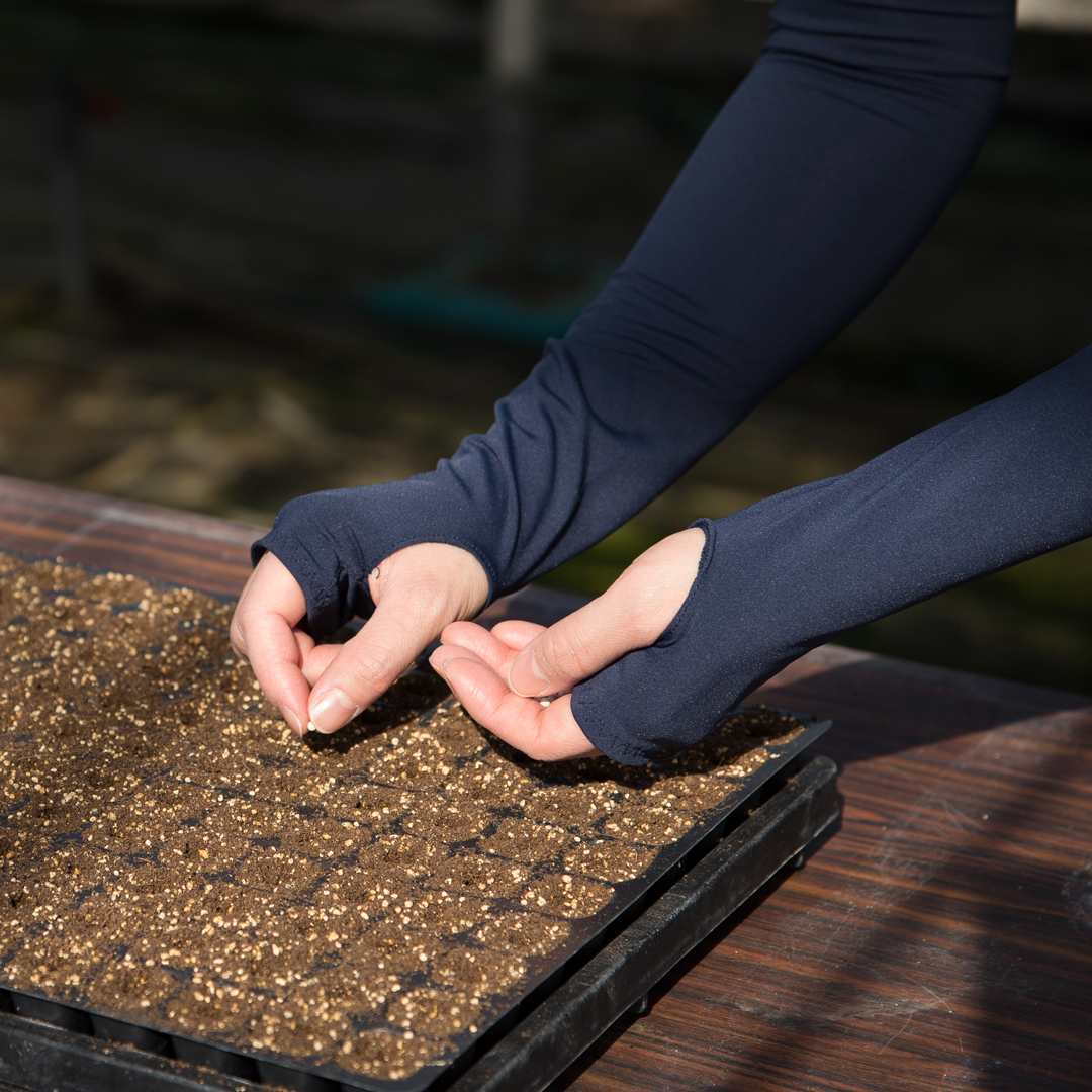 接触冷感アームカバー ロングタイプ5